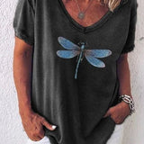 Eleanor | Camiseta con escote en V y estampado de libélulas