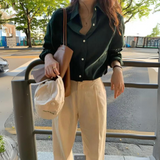 Blouse boutonnée à col pour femme