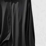 Hazel | Camisa abotonada con tapeta oculta