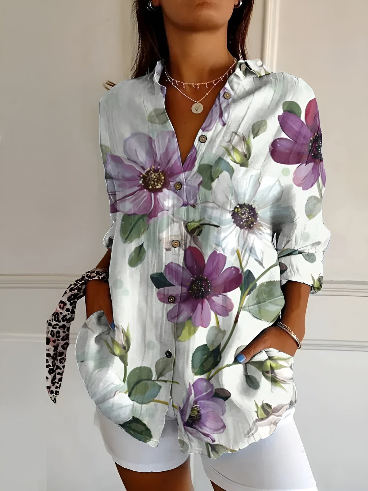 Gabriella | Kerbenausschnitt Mixed Print Bluse